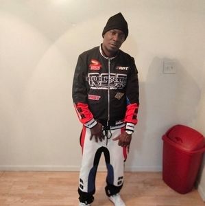 Meet your Posher, Eskimos